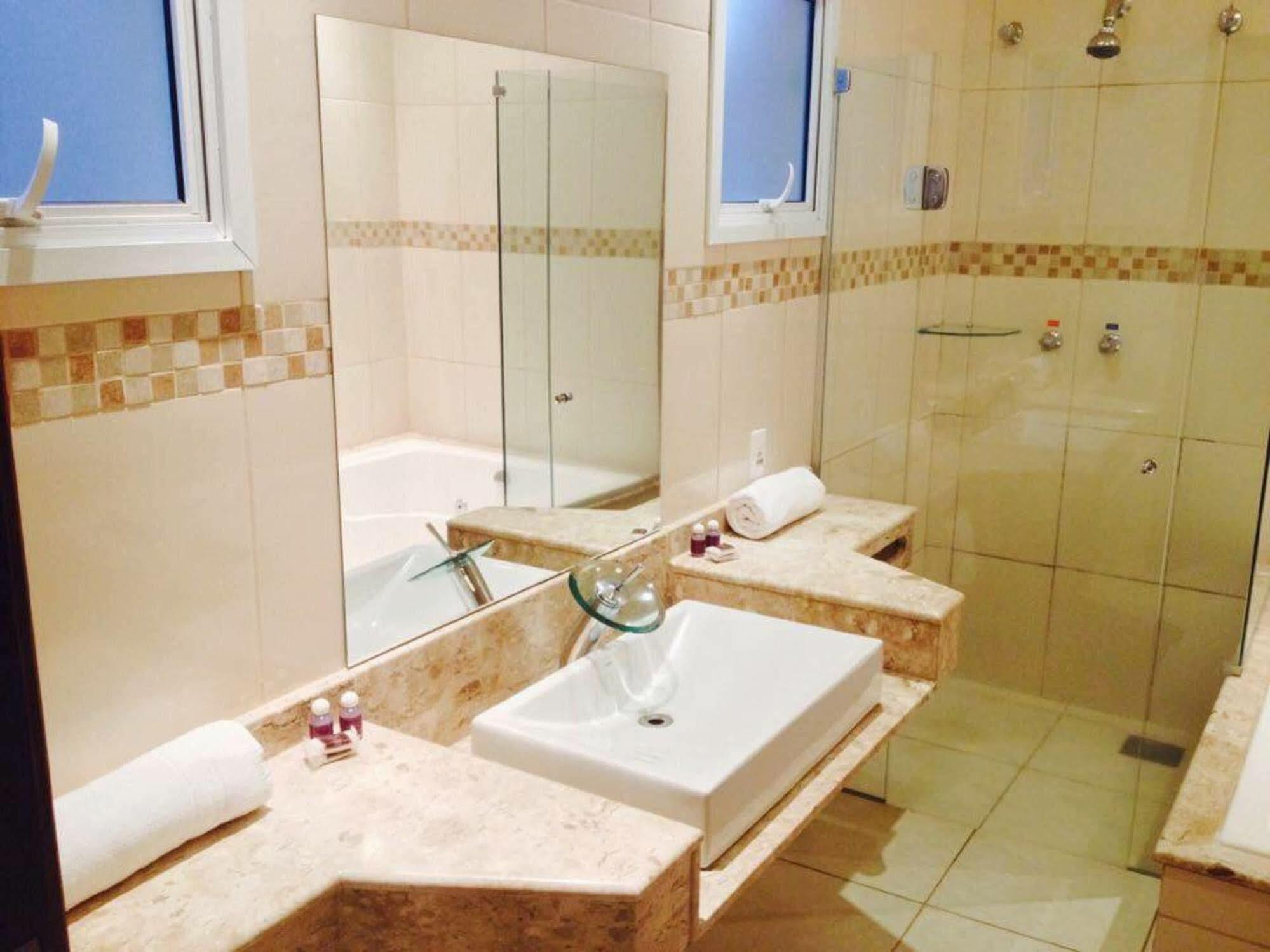 Habitat Hotel Пирасунунга Экстерьер фото